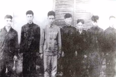 Từ năm 1961 đến 1975, theo con số thống kê của ta, quân đội Việt Nam đã bắt, diệt, truy lùng, đánh tan 166 toán gián điệp, biệt kích xâm nhập bằng đường không, đường bộ, vượt giới tuyến và đường biển, bắt và diệt 1.027 điệp viên tình báo của đối phương, thu hơn 100 tấn vũ khí và phương tiện hoạt động. Nguồn ảnh: TL.