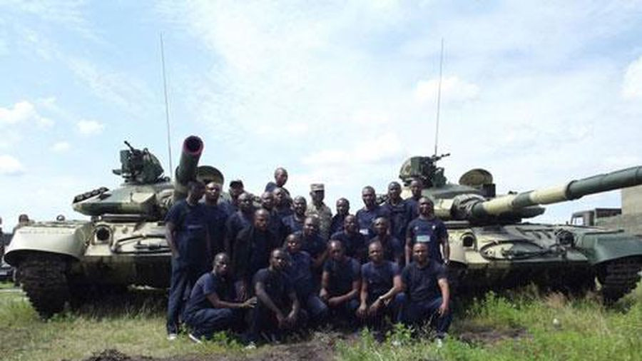 Ukraine hiện là quốc gia duy nhất trang bị xe tăng chủ lực T-64 với số lượng đáng kể, với vai trò là xe tăng chiến đấu chính của đất nước này. Ngoài ra, Uzbekistan và CHDC Congo cũng trang bị một số lượng T-64 nhưng không đáng kể.