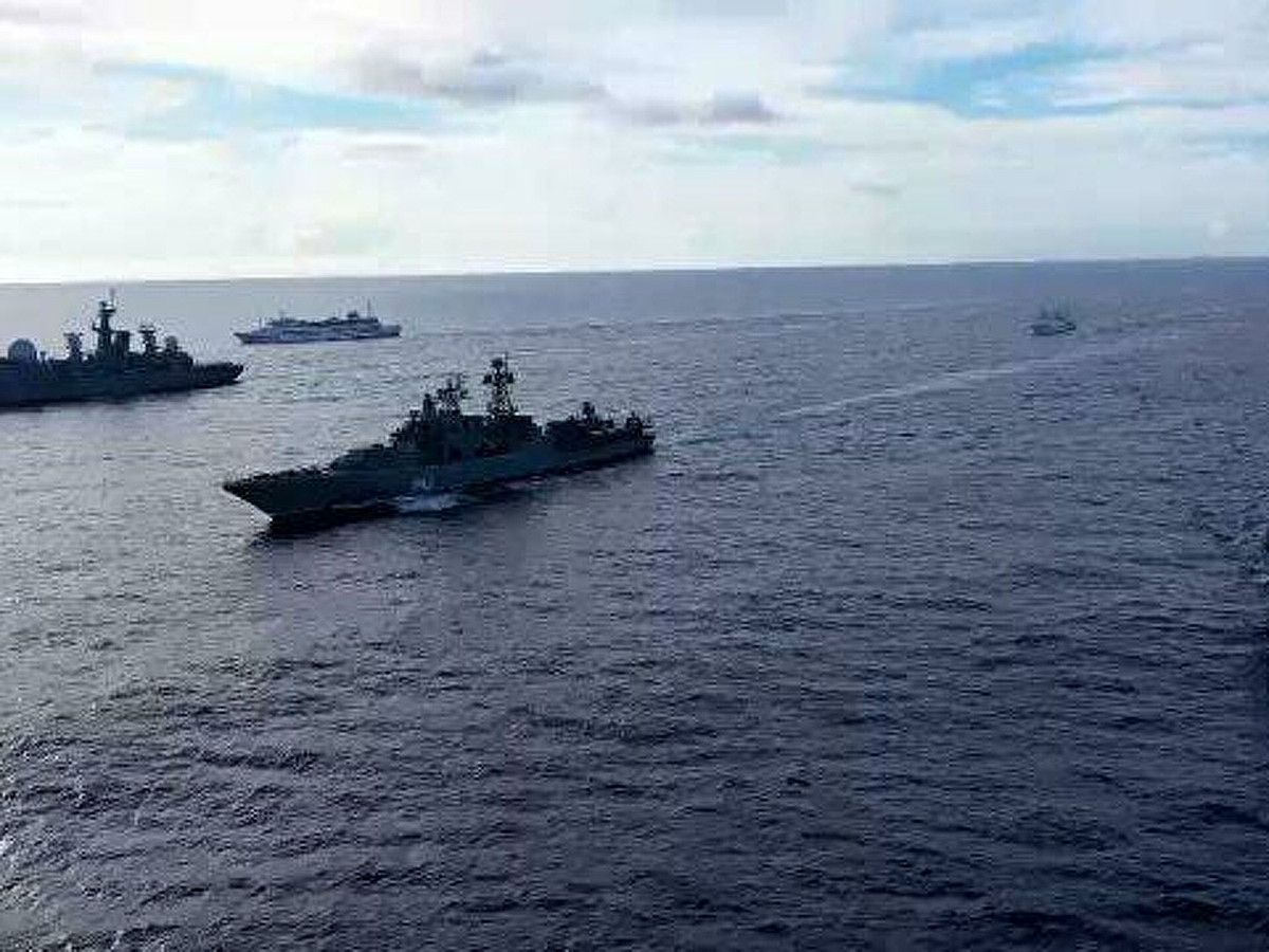 Trong cuộc tập trận này, Hạm đội Thái Bình Dương của Nga đã điều động khoảng 20 tàu nổi, một số tàu ngầm hạt nhân và nhiều máy bay chiến đấu, cách căn cứ chính 4.000 km, giữa Thái Bình Dương. Cuộc tập trận quy mô lớn này trước "cửa nhà" Mỹ, khiến Mỹ "bị sốc". 