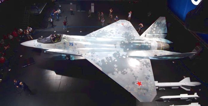 Nhiều chuyên gia cho rằng việc đầu tư vào một máy bay chiến đấu mà lại hướng nhiều đến thị trường xuất khẩu là điều không bình thường. Và giám đốc điều hành vũ khí nhà nước Nga, Nhà xuất khẩu Rostec đã xác nhận tại MAKS 2021 rằng máy bay đã có người mua ở nước ngoài.