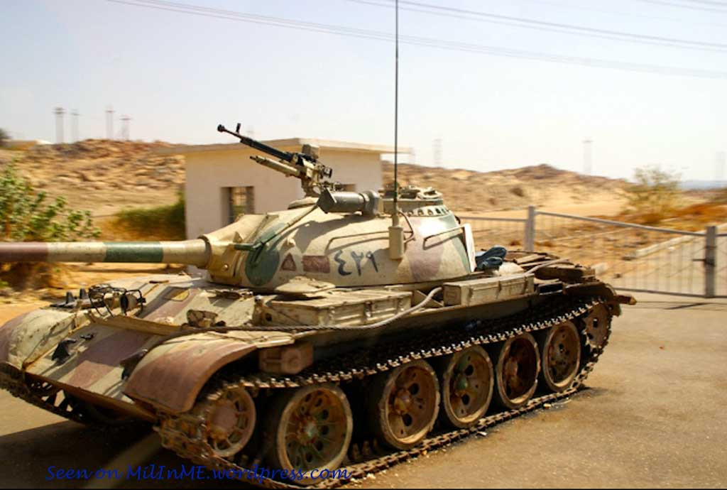 Ai Cập đã nâng cấp ước tính khoảng 400-500 chiếc, nhưng vẫn tiếp tục sử dụng số T-55 chưa được nâng cấp. Lý do có động cơ chính trị quan trọng đằng sau, đó là Ai Cập "không cho trứng vào một rổ", phòng khi có chiến tranh, nếu phương Tây cắt đứt nguồn cung, họ vẫn còn nguồn xe tăng để chiến đấu.