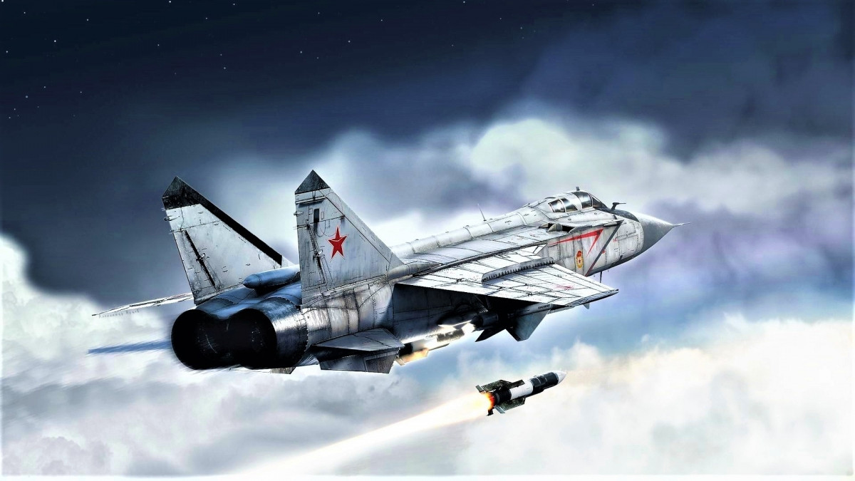 MiG-31 được đánh giá là máy bay đánh chặn, được chế tạo chuyên môn hóa cao cho không chiến; nhưng với một loạt các nâng cấp mới khác nhau, từ trang bị tên lửa chống vệ tinh và tên lửa đạn đạo, cho đến tên lửa hành trình và bây giờ là tên lửa dẫn đường tầm nhiệt mới nhất, biến MiG-31 trở thành một máy bay rất linh hoạt và hiệu quả trong biên chế Không quân Nga. Nguồn ảnh: RBTH.