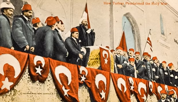 Không chấp nhận điều này, những người dân tộc chủ nghĩa Thổ Nhĩ Kỳ liên kết chặt chẽ với những người Bolshevik ở Nga đã tiến hành một cuộc chiến tranh để giữ lại những lãnh thổ này và họ đã chiến thắng.