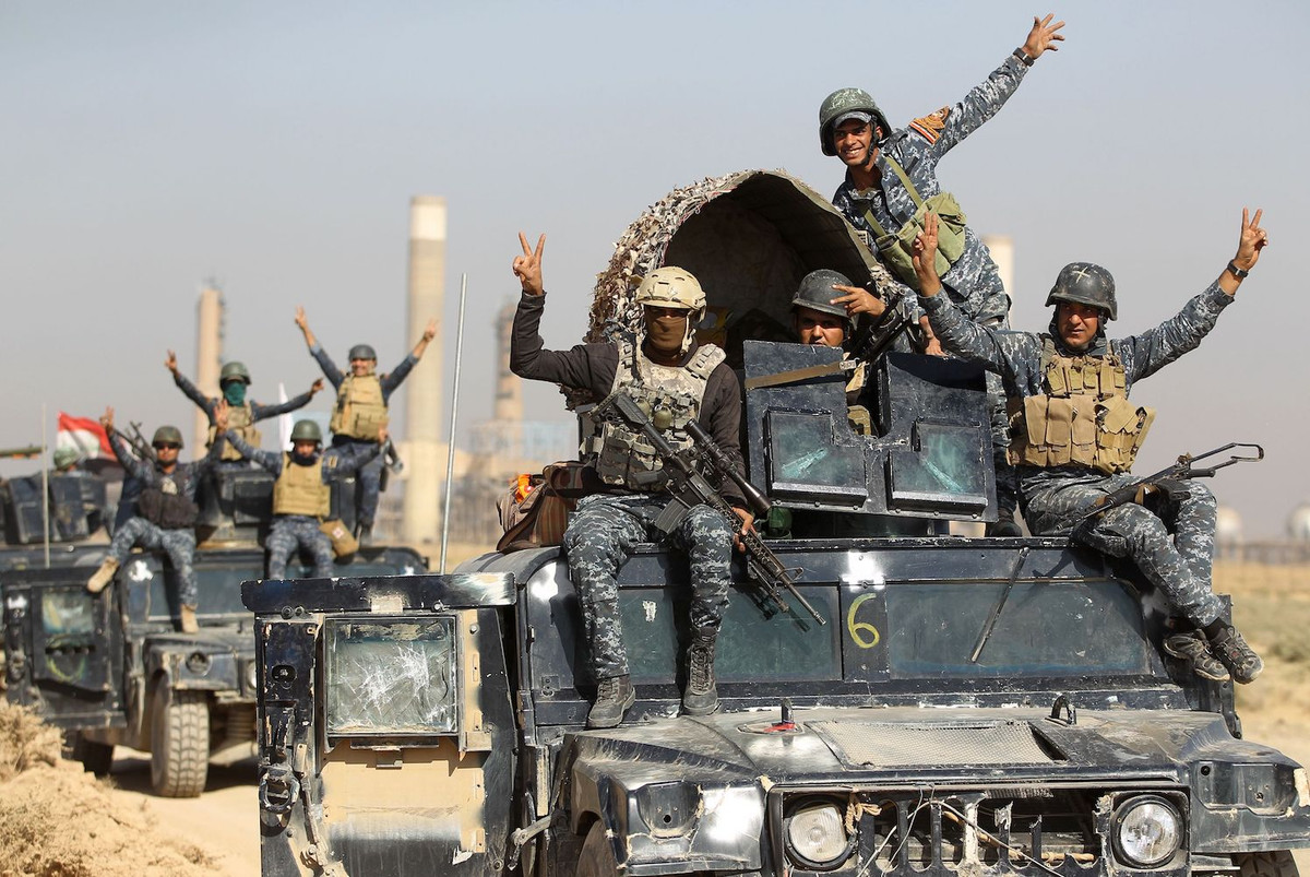 Iraq thắng trận, sáp nhập đất của người Kurd gọi là “tỉnh Kurdistan” – tỉnh thứ 18 của nước này. Nhưng một số tay súng cực tả của người Kurd vẫn không chịu buông súng, thành lập nên nhóm gọi là PUK, lùi về vùng biên giới Iran kháng chiến.