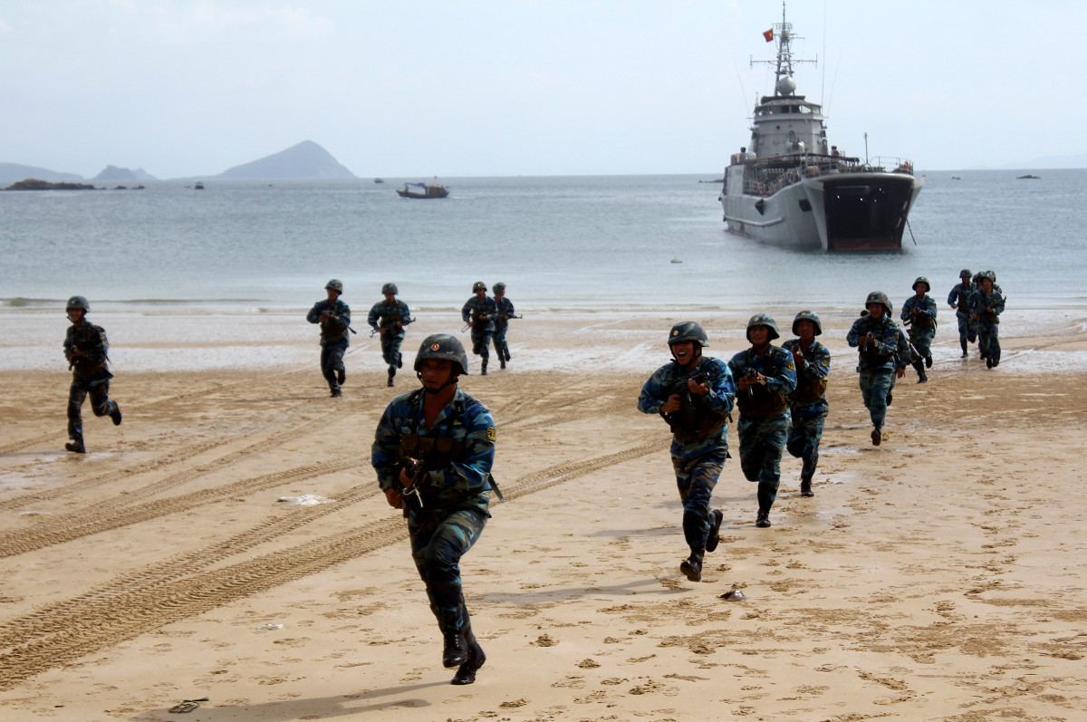 Hải quân đánh bộ là lực lượng mũi nhọn của Quân chủng Hải quân trong nhiệm vụ giữ gìn chủ quyền biển đảo của Việt Nam trong thời điểm hiện tại.