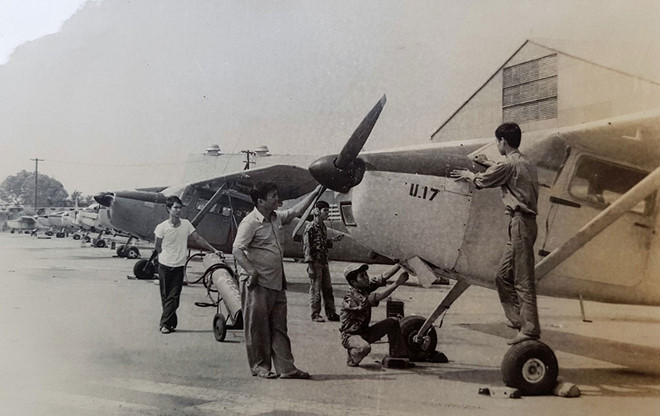 Cuối cùng là máy bay cánh quạt T-41 cũng do hãng Cessna sản xuất dùng cho huấn luyện, đào tạo phi công. Sau 1975, hoạt động của máy bay này vẫn giữ nguyên, quân đội ta dùng để huấn luyện chiến đấu và tìm kiếm cứu nạn.