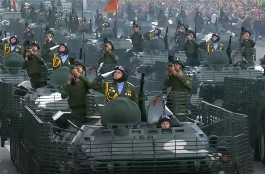 Nhưng ngay cả với sức mạnh quân sự hiện tại, Belarus vẫn có khả năng răn đe đáng kể đối với các nước láng giềng phương Tây. Dưới đây là những vũ khí và trang bị mạnh nhất của Lực lượng vũ trang Belarus, những vũ khí này được cho là sẽ có tác động chính trong trường hợp có thể xảy ra xung đột trong tương lai.