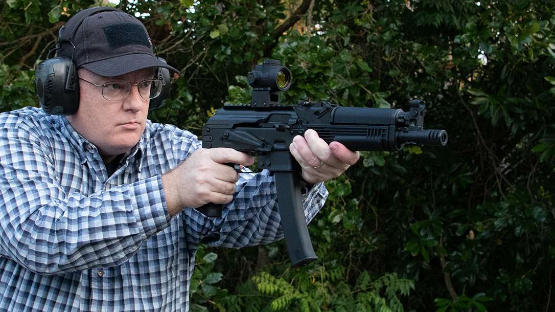 Phiên bản thử nghiệm trước đây của súng tiểu liên PPK-20, được chế tạo theo đơn đặt hàng của Bộ Quốc phòng Nga và hiện có thể được đưa vào trang bị rộng rãi trong quân đội Nga.