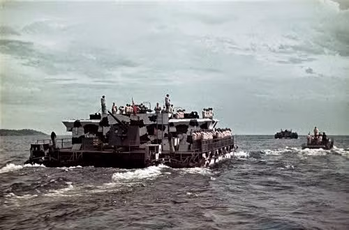 Vào ngày 31/8/1940, một phiên bản nâng cấp mới đã được thử nghiệm thành công trên sông Ems. Lần này là phiên bản nặng hơn có khả năng chuyên chở và kích thước đã tăng lên đáng kể. Số lượng cầu phao trong cấu trúc lại tăng gấp đôi.