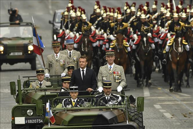 Với tổng quân số khoảng 225.000 người, có cấu trúc cân bằng và có gần như toàn bộ vũ khí hiện đại, từ vũ khí nhỏ đến vũ khí hạt nhân. Lực lượng vũ trang Pháp có nhiều kinh nghiệm nhất trong các hoạt động quân sự ở EU.