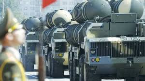 S-300V4 kế thừa khả năng cảm biến tiên tiến của S-400 và hiệu suất cao chống lại máy bay tàng hình, điều này đặc biệt quan trọng, khi Nhật Bản đang cố gắng mở rộng phi đội F-35 và là khách hàng xuất khẩu lớn nhất cho máy bay phản lực tàng hình của Mỹ.