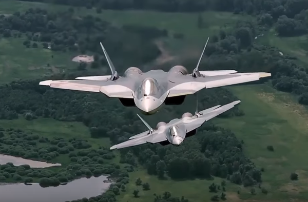 Với việc nền kinh tế Iran có khả năng sẽ cải thiện trong những năm tới khi các lệnh trừng phạt của Mỹ có khả năng được dỡ bỏ và với việc Su-57 dự kiến sẽ được sản xuất với số lượng lớn hơn và giá rẻ hơn vào nửa sau của thập kỷ, một thương vụ Su-57 để thay thế tiêm kích F-14 cũng có thể sẽ diễn ra. Nguồn ảnh: Pinterest.