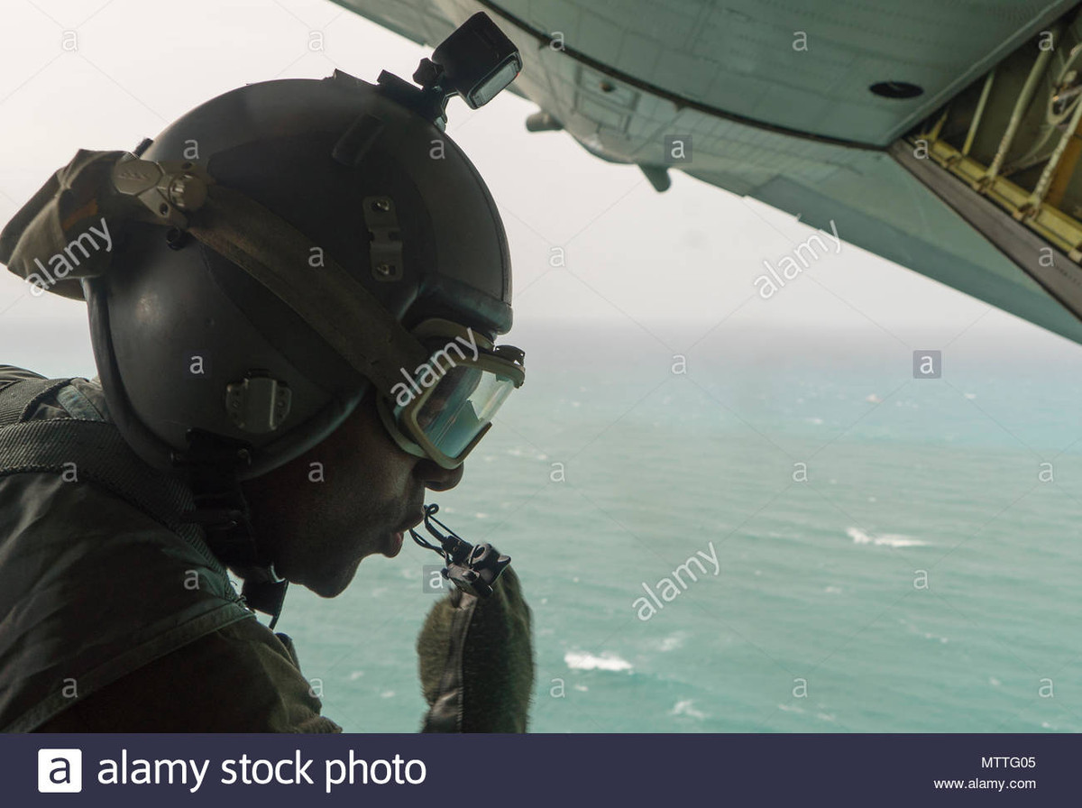 Trong bối cảnh như vậy, các phi công Mỹ bị bắn rơi, hãy nghĩ cách có thể, hay cách thức và phương pháp phù hợp, để có thể tự mình tiếp cận các địa điểm phù hợp hơn và sau đó hãy nghĩ đến chuyện được giải cứu.