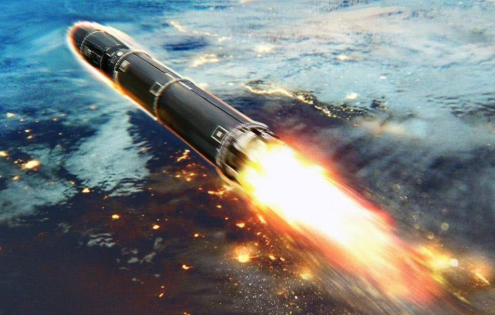 Cũng do Iran bị cấm vận quốc tế nhiều năm, nên đã hạn chế phần lớn năng lực nghiên cứu phát triển công nghệ quân sự, về mặt dẫn đường bằng GPS, có thể nói là kỹ thuật bằng 0. Do đó, Iran đã bỏ công nghệ dùng GPS trong dẫn đường tên lửa và chuyển sang nghiên cứu phát triển dẫn đường bằng radar, quang học và các phương pháp dẫn đường khác. Nguồn: IRNA