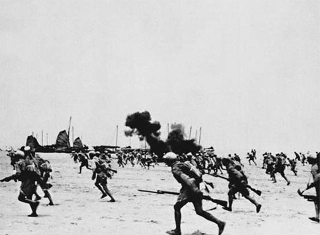 Qua nghiên cứu tình hình, Mao quyết định: Nhiệm vụ trong năm 1950 của quân đội Trung Quốc là giải phóng đảo Hải Nam, Đài Loan, Tây Tạng và quét sạch lực lượng tàn dư của Quốc dân đảng trong vùng lãnh thổ đã giải phóng.