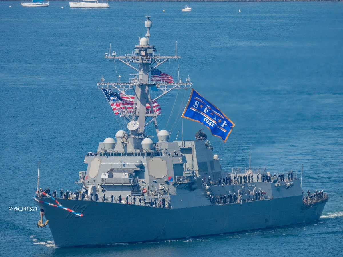 Kết quả là Hải quân Mỹ đã phải đặt lòng tin vào các “lão tướng” Arleigh Burke thêm 1 lần nữa, chương trình Flight IIA của lớp tàu được tái khởi động và chiếc USS John Finn DDG-113 đã được ra đời, mở đầu loạt các khu trục cùng lớp được đóng mới và hoàn thiện tới tận thời điểm hiện tại.