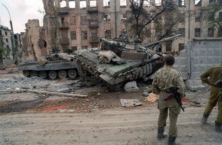 Thống kê từ lực lượng Nga tại Syria cho biết, chỉ trong khoảng hơn 1 tháng tác chiến tại Syria, những "kẻ hủy diệt" này đã phá hủy được hơn 30 xe quân sự, đánh sập một số tòa nhà làm căn cứ của phiến quân.