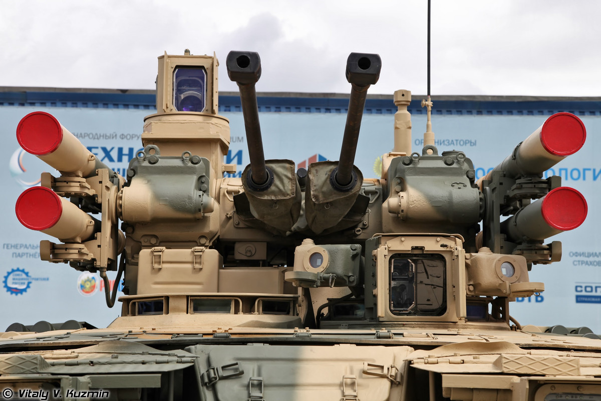 Theo Trung tâm Nghiên cứu và Phân tích công nghệ Nga (CAST), phiên bản Terminator được Nga điều đến Syria có nhiều điểm đặc biệt. Xe dùng khung thân xe thiết giáp BMPT, với đặc điểm nổi bật là cụm hai súng phóng lựu tự động AG-17D cỡ nòng 30 mm.