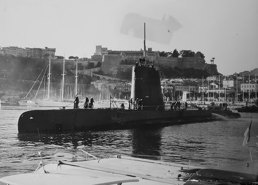 Tuy nhiên khi đưa được chiếc USS Cutlass vào biên chế, thì thế chiến hai đã gần kết thúc, và thậm chí USS Cutlass còn không đến được khu vực tuần tra đầu tiên là gần quần đảo Kuril, vì khi đó Nhật Bản đã chấp nhận đầu hàng. Năm 1974, USS Cutlass đã được bán cho Đài Loan.