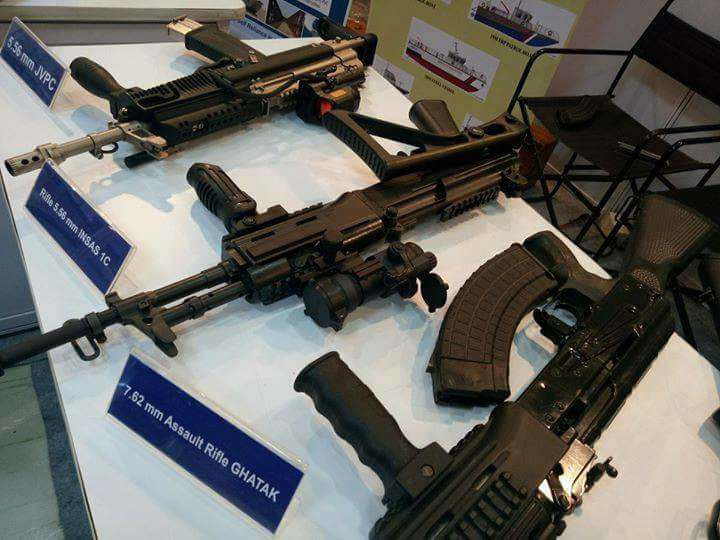 Carbine JVPC còn được gọi là súng tiểu liên hiện đại, súng có chế độ bắn tự động và phát một, nạp đạn bằng nguyên lý trích khí; đạn của súng có kích thước 5,56x30mm, khả năng xuyên thủng các vật liệu chống đạn là rất tốt. 