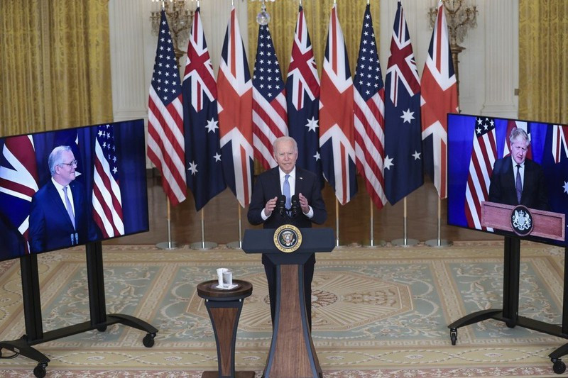 Trong cuộc họp trực tuyến hôm 15/9 với Thủ tướng Australia Scott Morrison và Thủ tướng Anh Boris Johnson, Tổng thống Mỹ Joe Biden cho biết ba quốc gia đang thực hiện “bước đi lịch sử”, thiết lập quan hệ đối tác an ninh mới – gọi tắt là AUKUS.