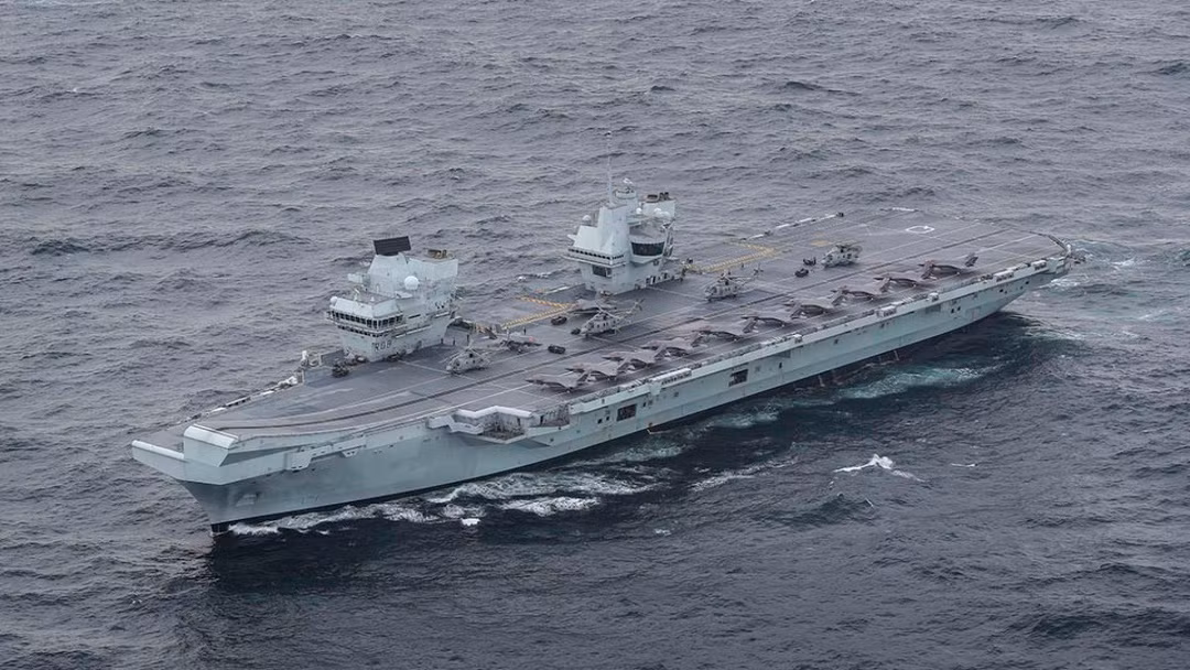 Chuyến đi này của tàu sân bay HMS Queen Elizabeth và phi đội F-35 của Mỹ được xem như là một buổi huấn luyện để đánh giá khả năng hoạt động của máy bay thế hệ thứ 5 với các hoạt động trên biển và cũng là tín hiệu để gửi đến Trung Quốc.