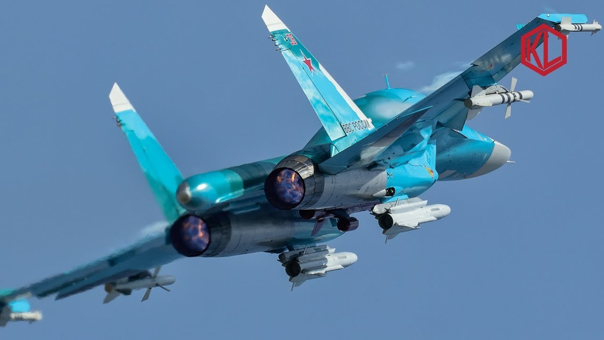 Nguy hiểm hơn nữa, chiến đấu cơ Su-34 của Nga dự kiến tới năm 2020 sẽ tăng quân số lên tới... 114 chiếc - đây sẽ là đối thủ đầy nguy hiểm mà NATO và Mỹ phải đối đầu trong tương lai. Nguồn ảnh: Migflug.