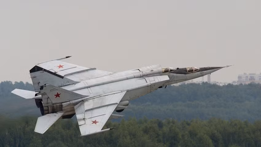 Hiện tại trong biên chế Không quân Nga chỉ còn khoảng 10 chiếc MiG-25. Loại chiến đấu cơ này có tốc độ tối đa lên tới 3500 km/h. Nguồn ảnh: Migflug.