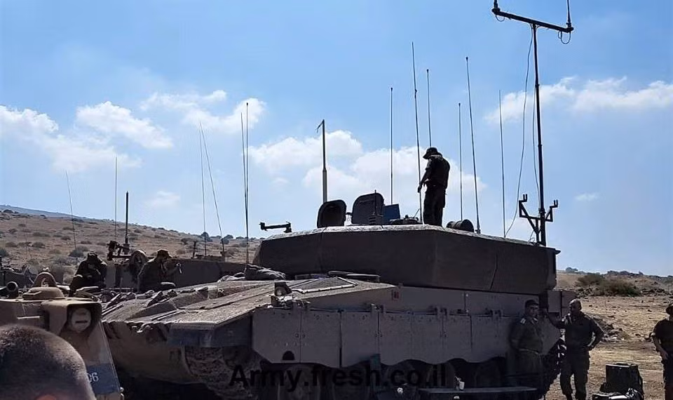 Đây là bức ảnh đầu tiên về xe chỉ huy chiến trường Ofek đã được Israel công bố từ năm 2018. Khí tài này là thành quả trong quá trình nghiên cứu được Israel thực hiện từ năm 2015. Nguồn ảnh: Defenceblog.