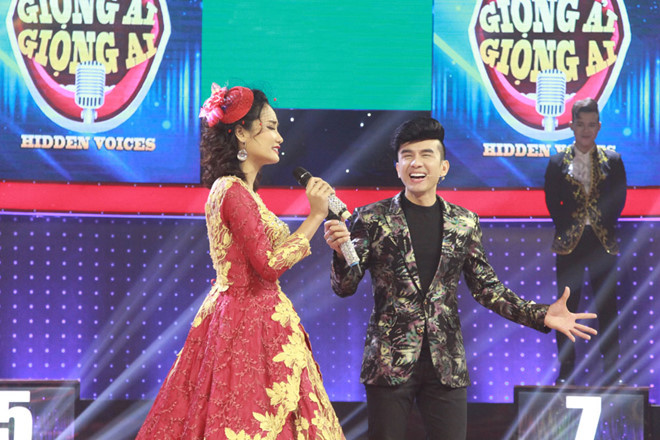 Chang bao ve dien trai khien Dan Truong soc vi giong hat tham hoa-Hinh-2