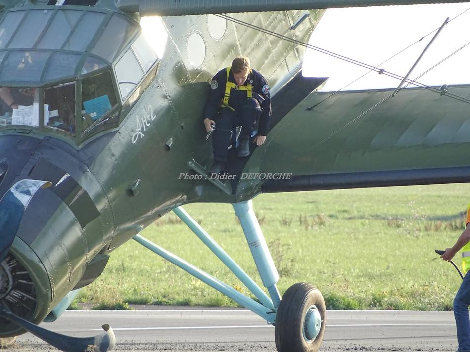 Rất may không có bất cứ thương vong nào trong vụ tai nạn. Bản thân chiếc An-2 cũng chỉ bị "xây xát" nhẹ, tuy nhiên cánh quạt đã bị hỏng và cần thay mới hoàn toàn. Nguồn ảnh: Deforche.