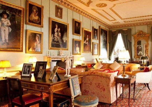Nội thất sang trọng bên trong khu dinh thự Hoàng gia.