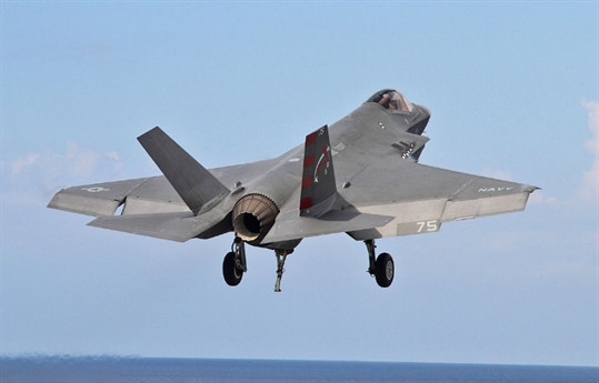 Theo Blomberg, nhà sản xuất F-35, công ty Lockheed Martin sẽ không thay đối trong cấu trúc cơ bản của máy bay. Nhưng nếu các dự án GO1/GO2 thành công, người Mỹ sẽ tiếp tục nâng cấp “máy bay vàng” thành máy bay tiêm kích thế hệ thứ 6. Thông tin này thực sự là một tín hiệu tích cực đối với dự án F-35. Thực tế dự án này của Mỹ bị chỉ trích liên tục.