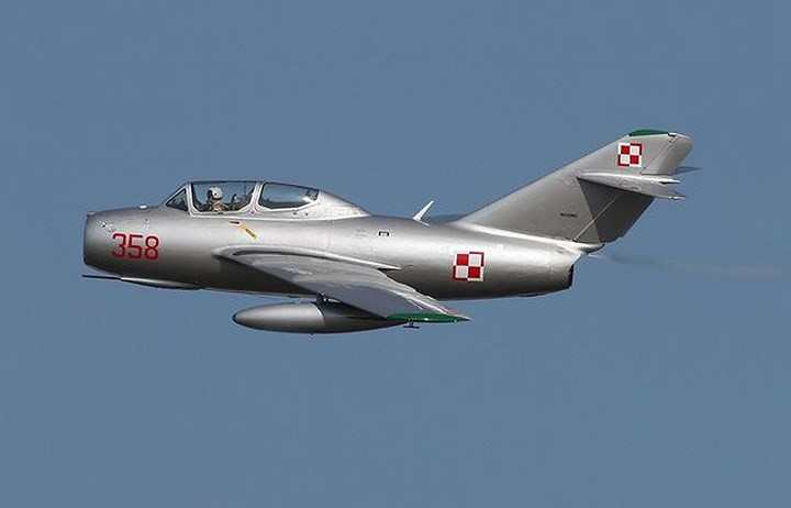  Máy bay chiến đấu phản lực MiG-15 của Liên Xô. Đây là một “ngôi sao” trong Chiến tranh Triều Tiên. Máy bay được sản xuất với số lượng lớn, hơn 18.000 chiếc.