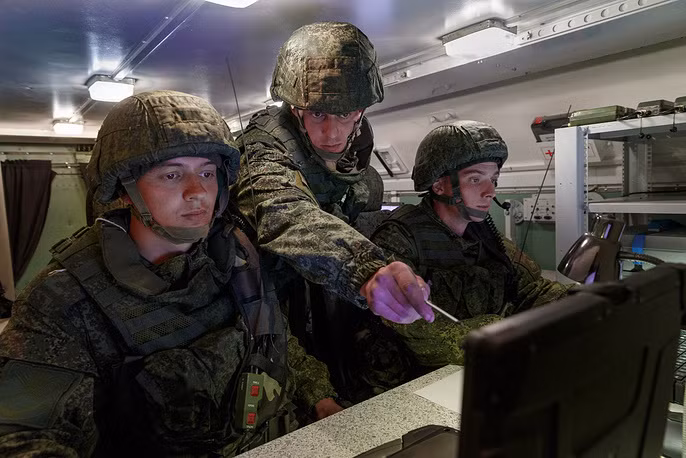 Trong quá khứ dưới thời Liên Xô, cuộc tập trận lớn nhất thời chiến tranh Lạnh cũng chỉ có 100.000 quân tham dự - nghĩa là bằng 1/3 so với cuộc tập trận năm nay. Nguồn ảnh: TASS.