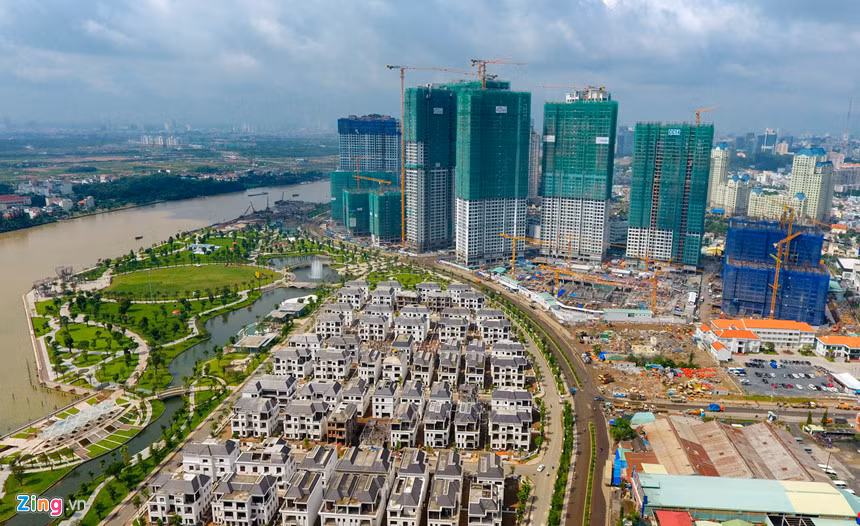 Cac ngan hang dang cho vay bat dong san ra sao?