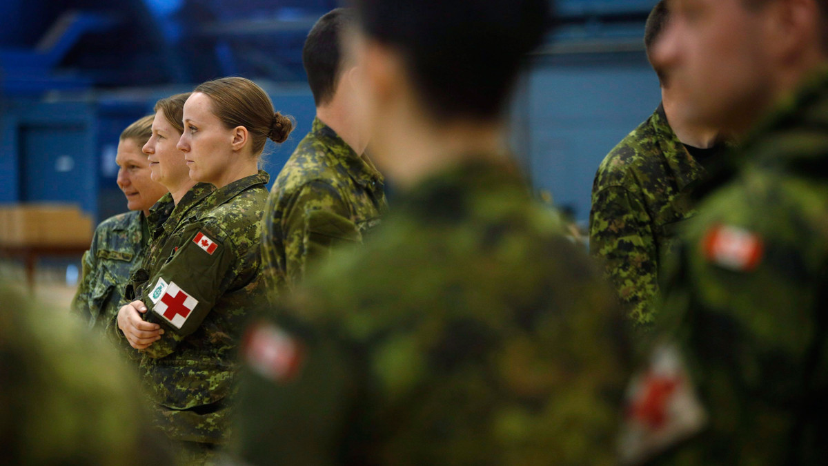Trong số đó binh chủng Lục quân Canada tất nhiên vẫn là lực lượng có quân số lớn nhất, lên tới 40.000 quân và được chia làm 4 sư đoàn hỗn hợp. Quân đội Canada còn có 24.000 lính dự binh (tính tới năm 2018). Nguồn ảnh: Armed.