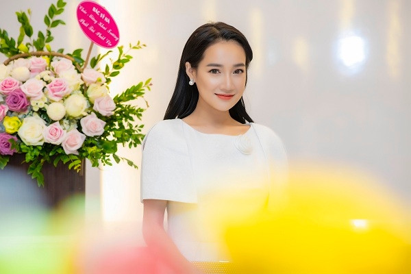 Nha Phuong lo bung bau, tat bat chay show truoc dam cuoi voi Truong Giang?-Hinh-6