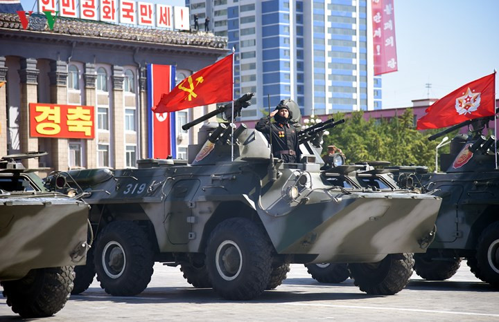 Xe thiết giáp chở quân bánh lốp do Triều Tiên sản xuất.