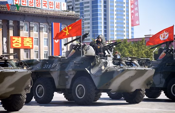 Xe thiết giáp chở quân bánh lốp do Triều Tiên sản xuất.