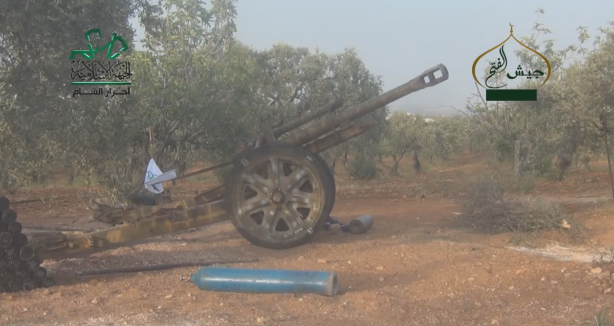 Pháo kéo leFH 18M được Pháp sản xuất và sử dụng từ trước chiến tranh Thế giới thứ hai cũng góp mặt trên chiến trường này. Nguồn ảnh: Wwiiafter.