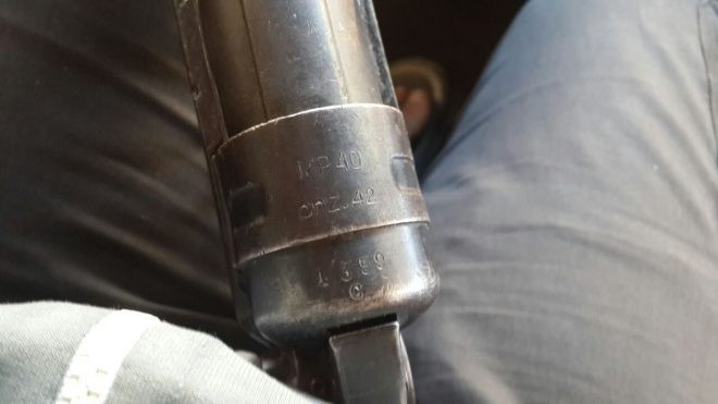 Số lô và năm sản xuất trên khẩu MP-40 ghi rõ nó đã ra lò từ năm 1940. Nguồn ảnh: Wwiiafter.