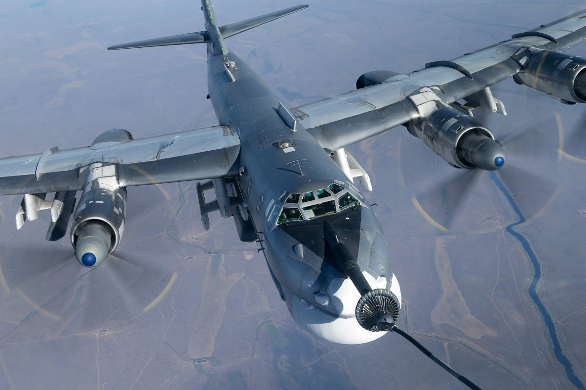 Trong quá khứ đã từng có hai quốc gia trên thế giới sở hữu Tu-95 đó là Liên Xô và Ukraine. Tuy nhiên tới thời điểm hiện tại, chỉ duy nhất Nga có sử hữu loại máy bay ném bom chiến lược này với số lượng khoảng 60 chiếc. Nguồn ảnh: Airborne.