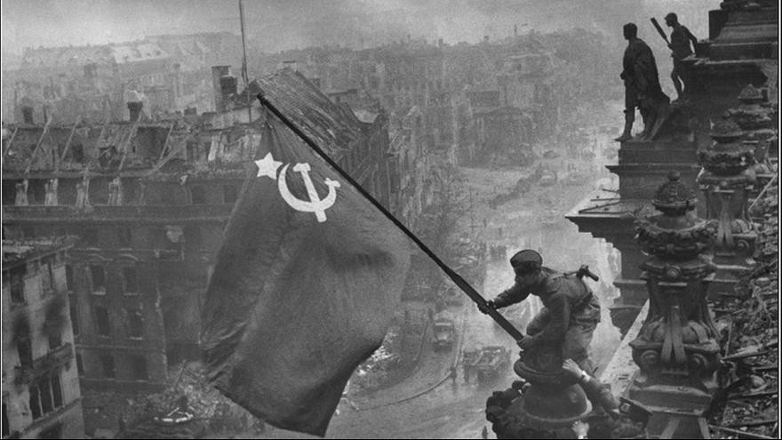 Người Đức gây chiến với Liên Xô trong Chiến tranh Thế giới thứ hai và kết quả là Liên Xô cùng Đồng minh đã khiến nước Đức phải chịu cảnh chia cắt tới hơn nửa thế kỷ. Nguồn ảnh: TASS.