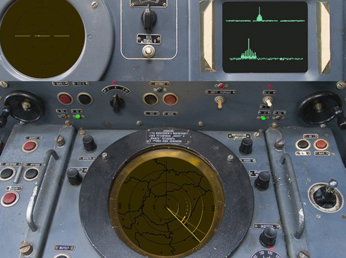 Việc trang bị thêm các tên lửa đẩy này giúp trần bay tối đa của 5V28V có thể lên tới 40.000 mét và tầm hoạt động là 300 km. Đây là tầm bắn có thể hạ được mọi loại máy bay trên thế giới hiện nay vì tới tận thế kỷ 21, vẫn không có loại máy bay chiến đấu nào vượt qua được độ cao 40.000 mét. Nguồn ảnh: Wiki.