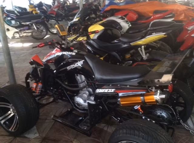 Can Tho tich thu dan moto phan khoi lon nhap lau