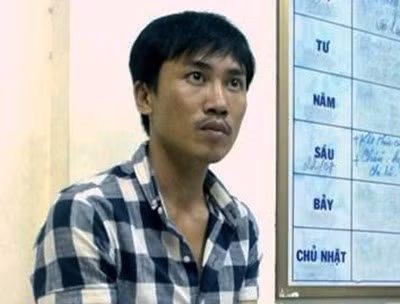 Cong an 2 nuoc bat thanh nien cat tai, sat hai nguoi tinh