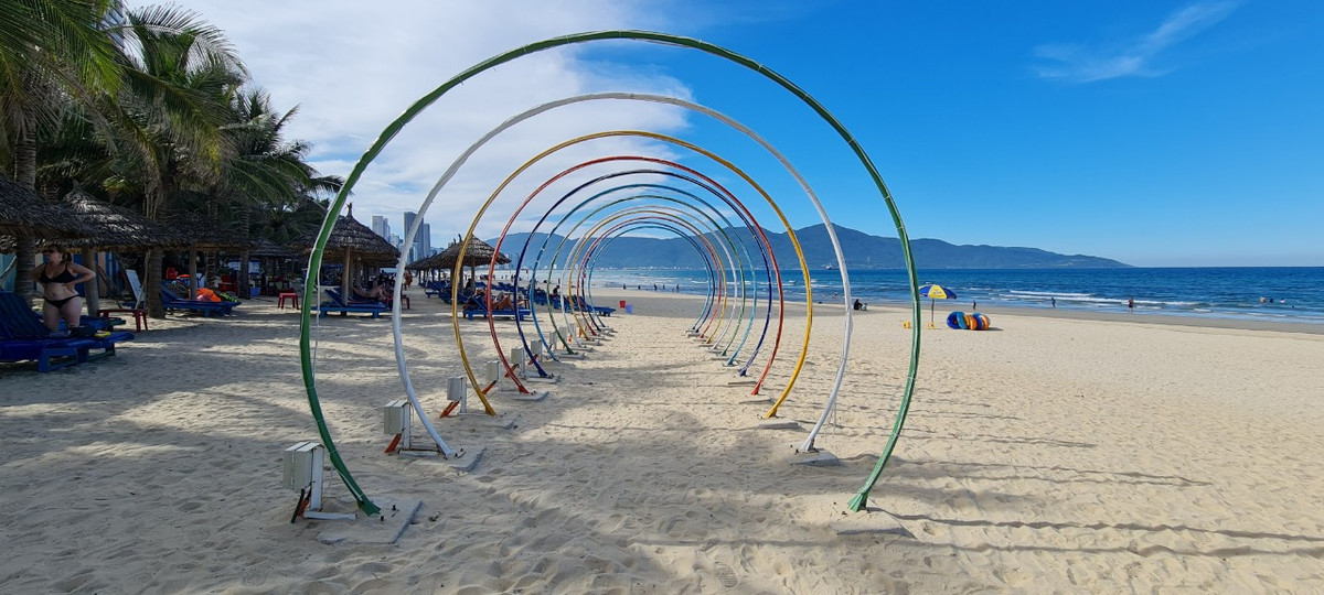 Những điểm check in mới lạ tại bãi biển hàng đầu châu Á.