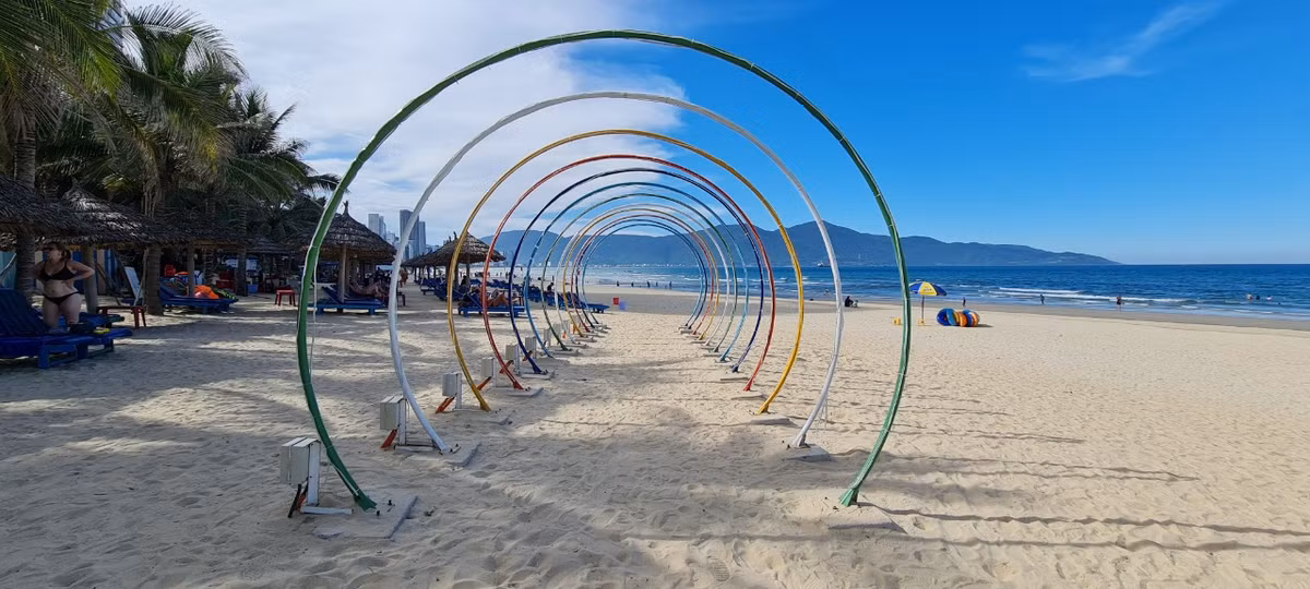 Những điểm check in mới lạ tại bãi biển hàng đầu châu Á.