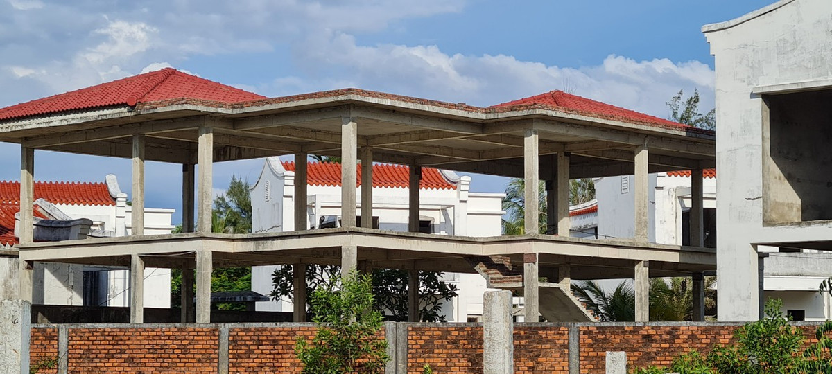 Do vậy, khu biệt thự lại phải điều chỉnh công năng của các biệt thự để đảm bảo khi đi vào hoạt Động vẫn đầy đủ các dịch vụ theo chuẩn 5 sao heo tiêu chuẩn Mgallery 5 sao của Tập đoàn Accor.